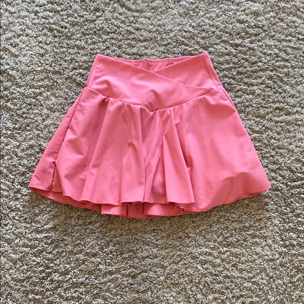Elegant Halara Pink Women's Golf or Tennis Skirt. Size Small.